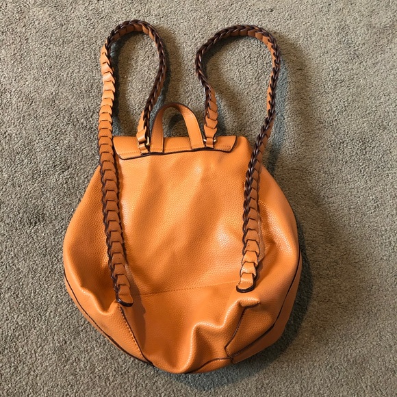 Chestnut backpack - Picture 2 of 3